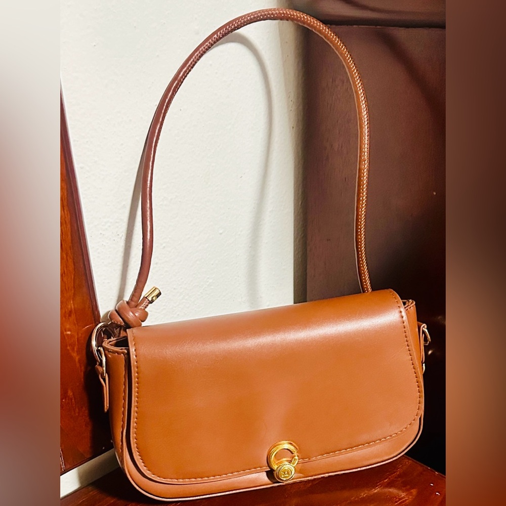 Elegant Brown Faux Leather Shoulder Bag